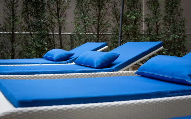Metropolis Suites Bangkok Tapestry Collection by Hilton