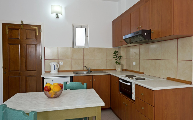 Trianta Hotel