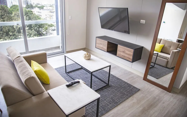 Trendy Host 360  Miraflores