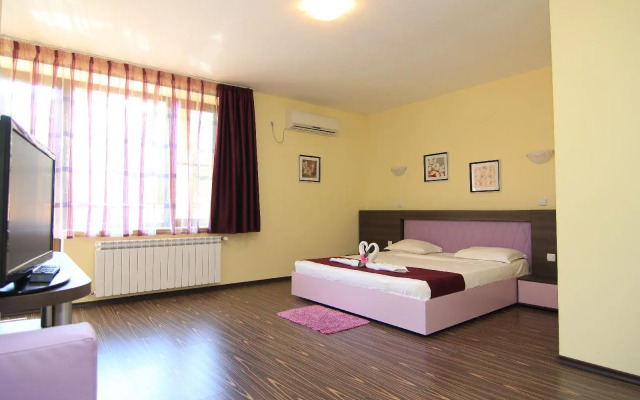 Rusenski Lom Hotel