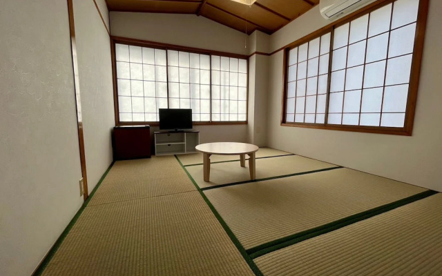 Yuzawa House
