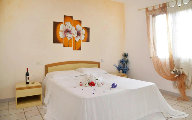 Apartment in Cannigione Near Beaches