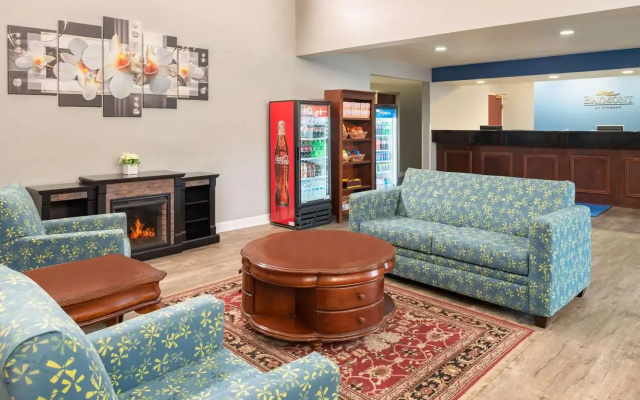 Days Inn by Wyndham Toledo Airport