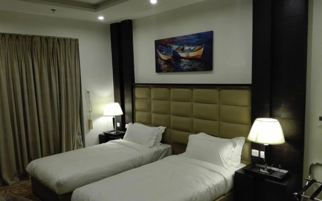 Diamond Hotel