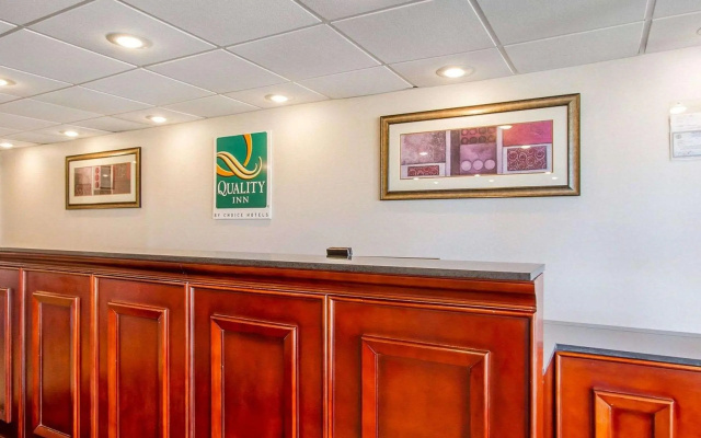 Quality Inn Dyersburg I-155