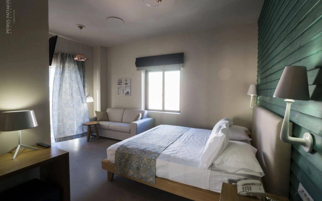 Elia Agia Marina Hotel