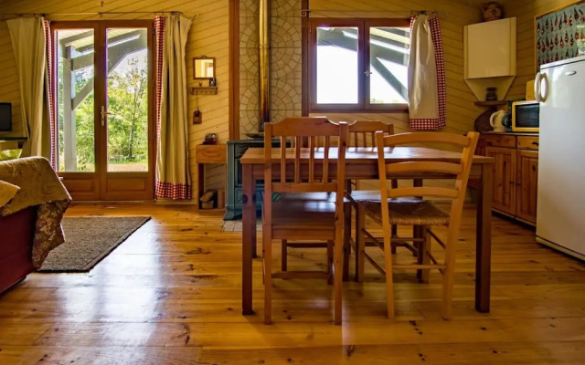 Villa With 2 Bedrooms in Saint-laurent-des-hommes, With Wonderful Lake