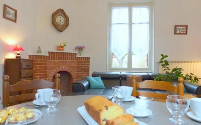 Gîte Hérisson, 3 pièces, 5 personnes - FR-1-489-15
