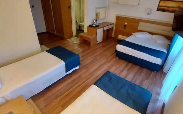 Blue Port Hotel