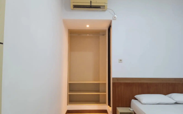 Gorland Hostel Syariah near GOR Satria Purwokerto RedPartner