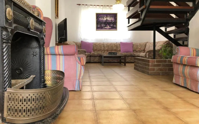 Las Rocas Hotel