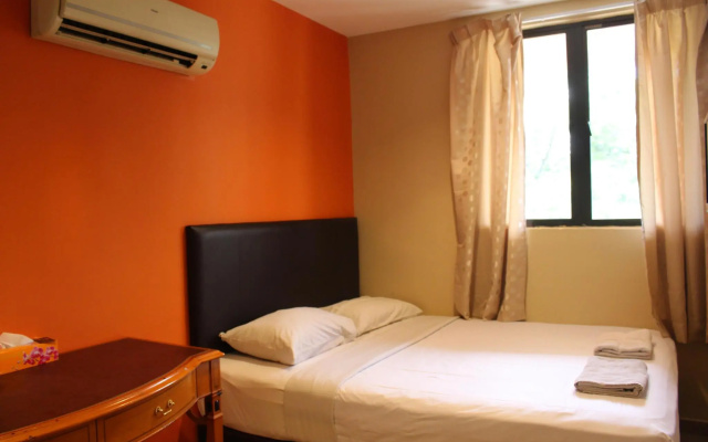 New Three Three Hotel Cheras
