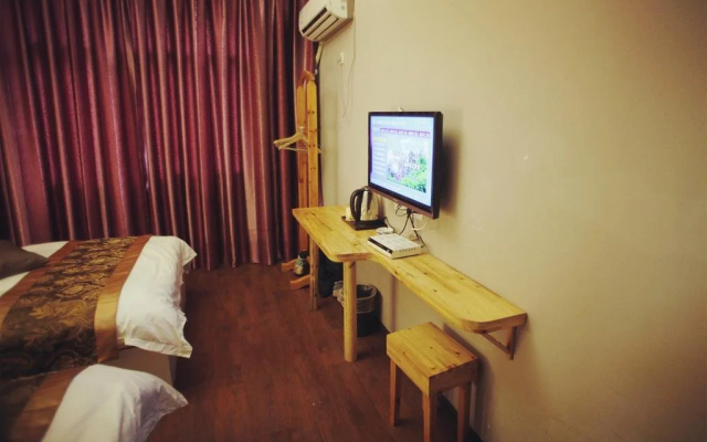 Wulingyuantuniu Youth Hostel