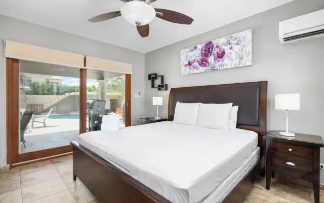 Amazing 4br4ba Villa w Pool Birdsanctuary Views