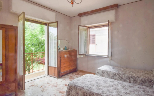 Nice Home in Ciminà With 4 Bedrooms and Wifi