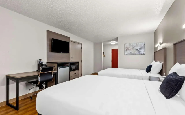 Best Western Camelot Inn