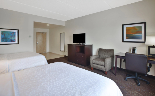 Holiday Inn Express & Suites Geneva Finger Lakes by IHG