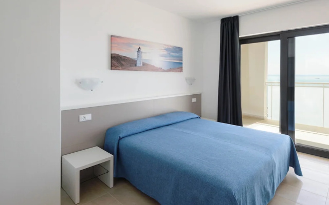 Well-equipped Flat Just 50m From the Beach