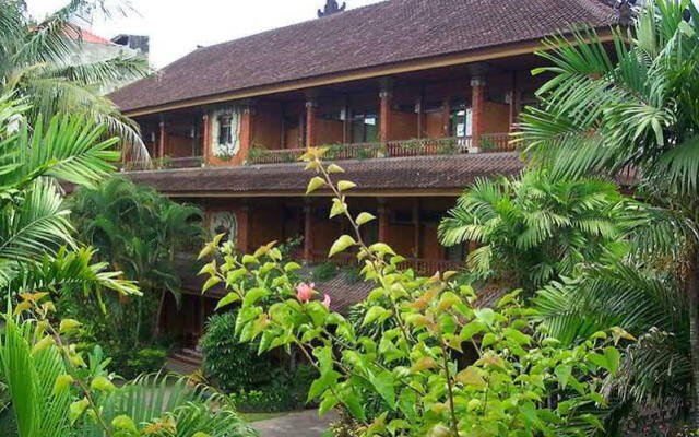 Отель Matahari Bungalow вид на фасад