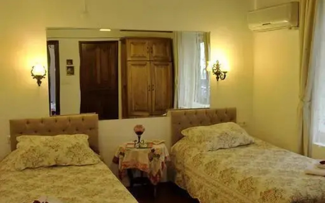 Erguvanli Ev