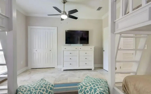 Driftwood Townhomes #3- Liv Salty