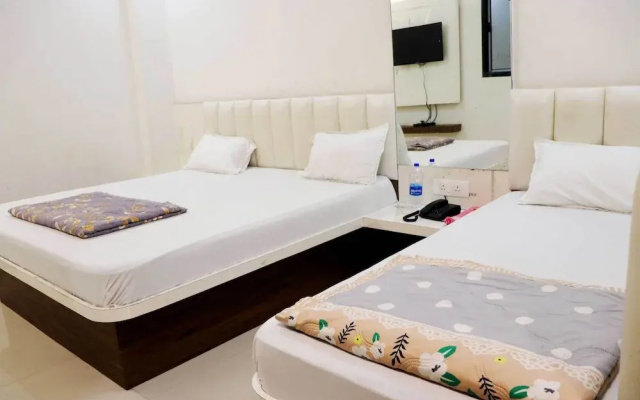 Hotel Gayatri Palace