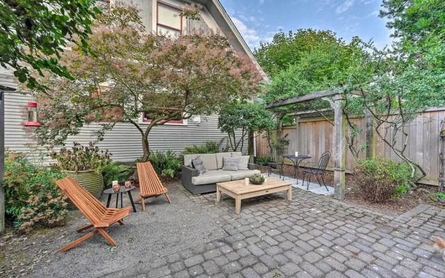 Stunning Queen Anne House w/ Private Patio!
