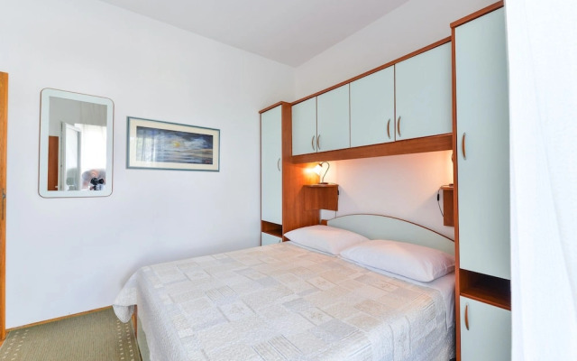 Beachfront Apartment Liveri 3