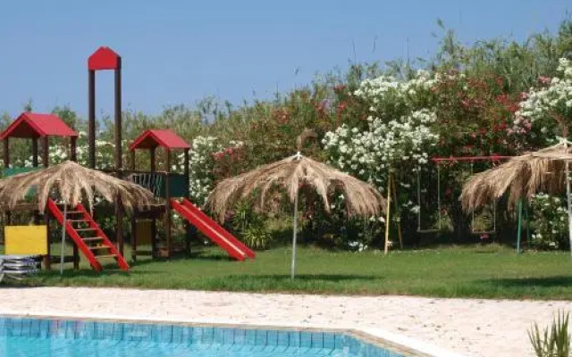 Aparthotel 4 Stars Tavronitis