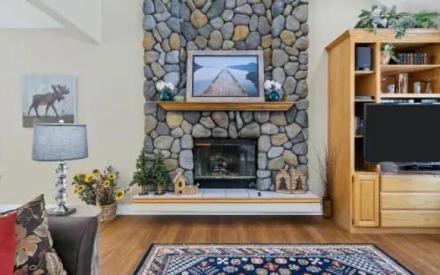 2 Dixie Mt-AC-Hot Tub-4BR/3BA