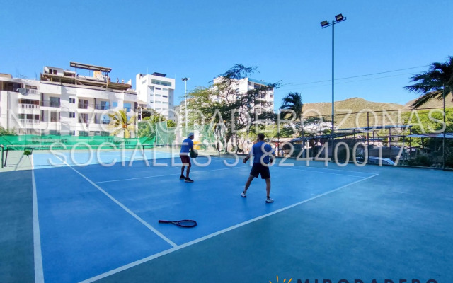 Condominio Nuevo Rodadero apto 501 torre A