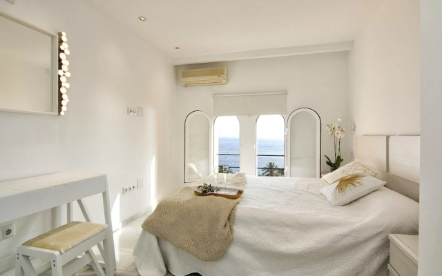Duplex Penthouse with swimming pool
