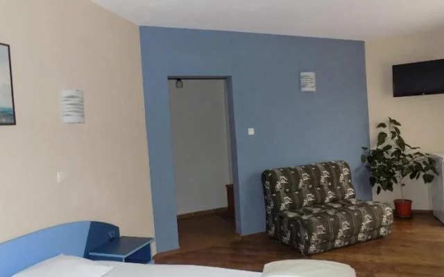 Zenith Guest House