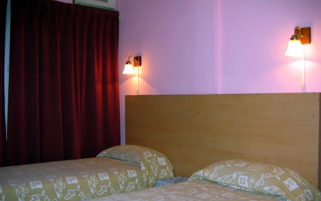 La Cascada Townhouse Hotel