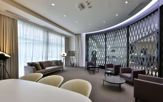 Best Western Premier CHC Airport