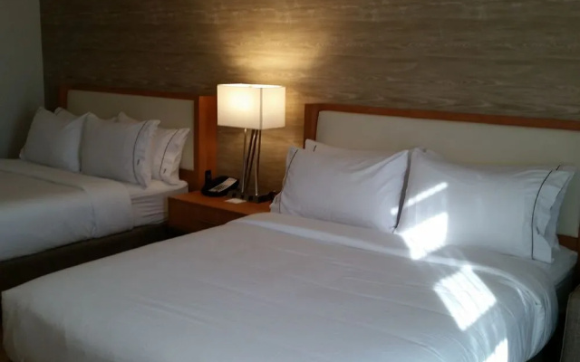 Sleep Inn & Suites