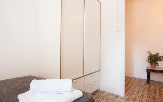 Consell Cent Apartments