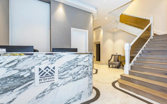 Kensington Court By Capital