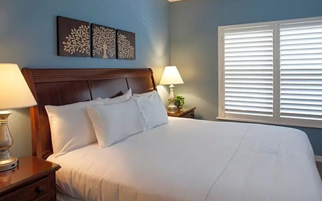 Palace View Heights by Spinnaker Resorts