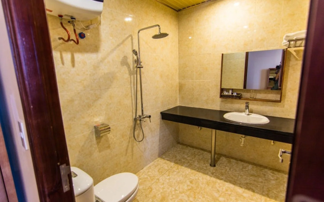 Hoang Mam Minh Cau Hotel