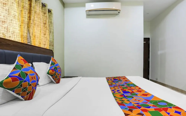 Hotel Johar Inn