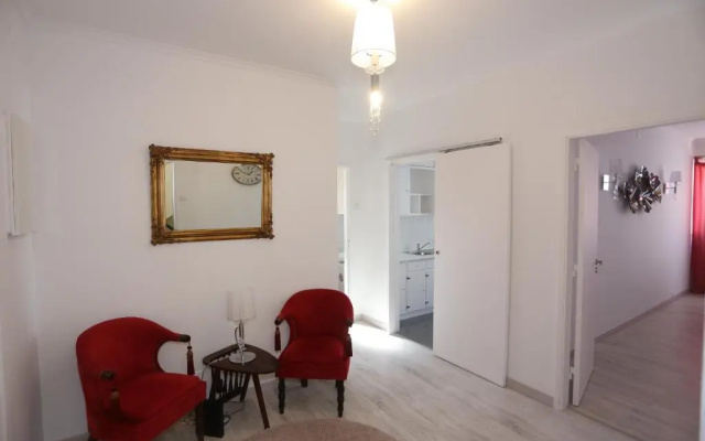 Suites Apartments