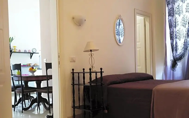 Flora Rooms