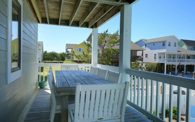 Holden Jeanie - 4 Br Home