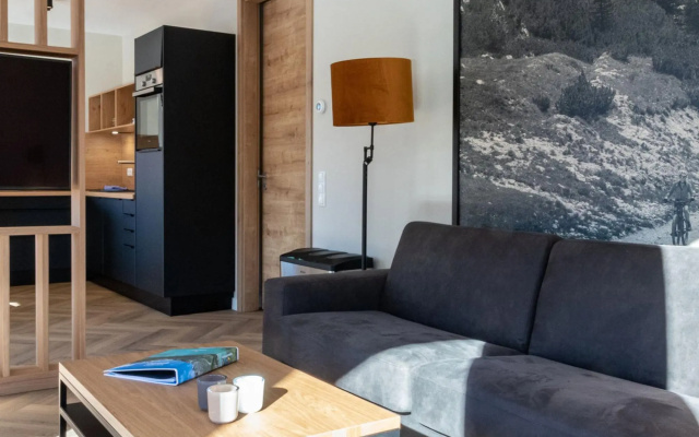Spacious apartment with sauna, ski area at 600 m.