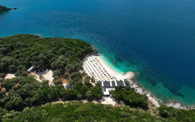 Arameras Resort