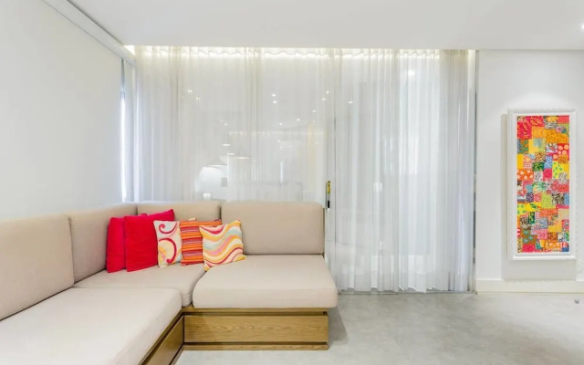 Hp87 Stylish and Cozy Studio in Jardins