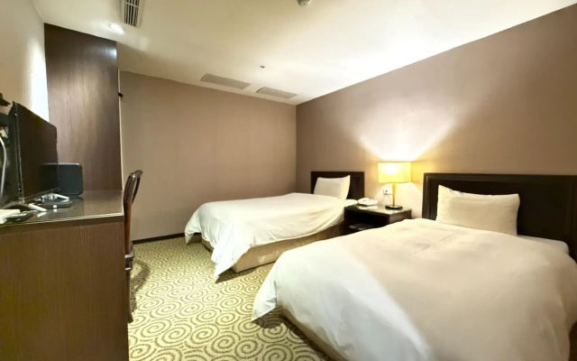 Well Garden Hotel