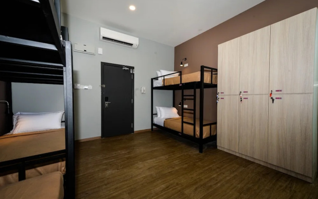OYO Townhouse, Selayang formerly RHR Hotel