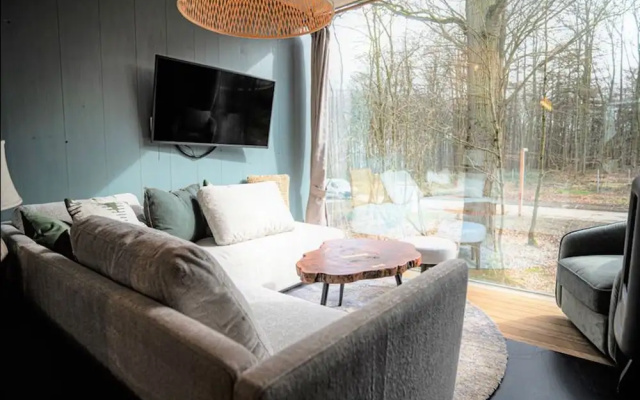 Adventure in Nature Tree Loft for 4 People 2
